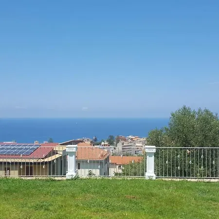 Borgo Panoramico N.1 *